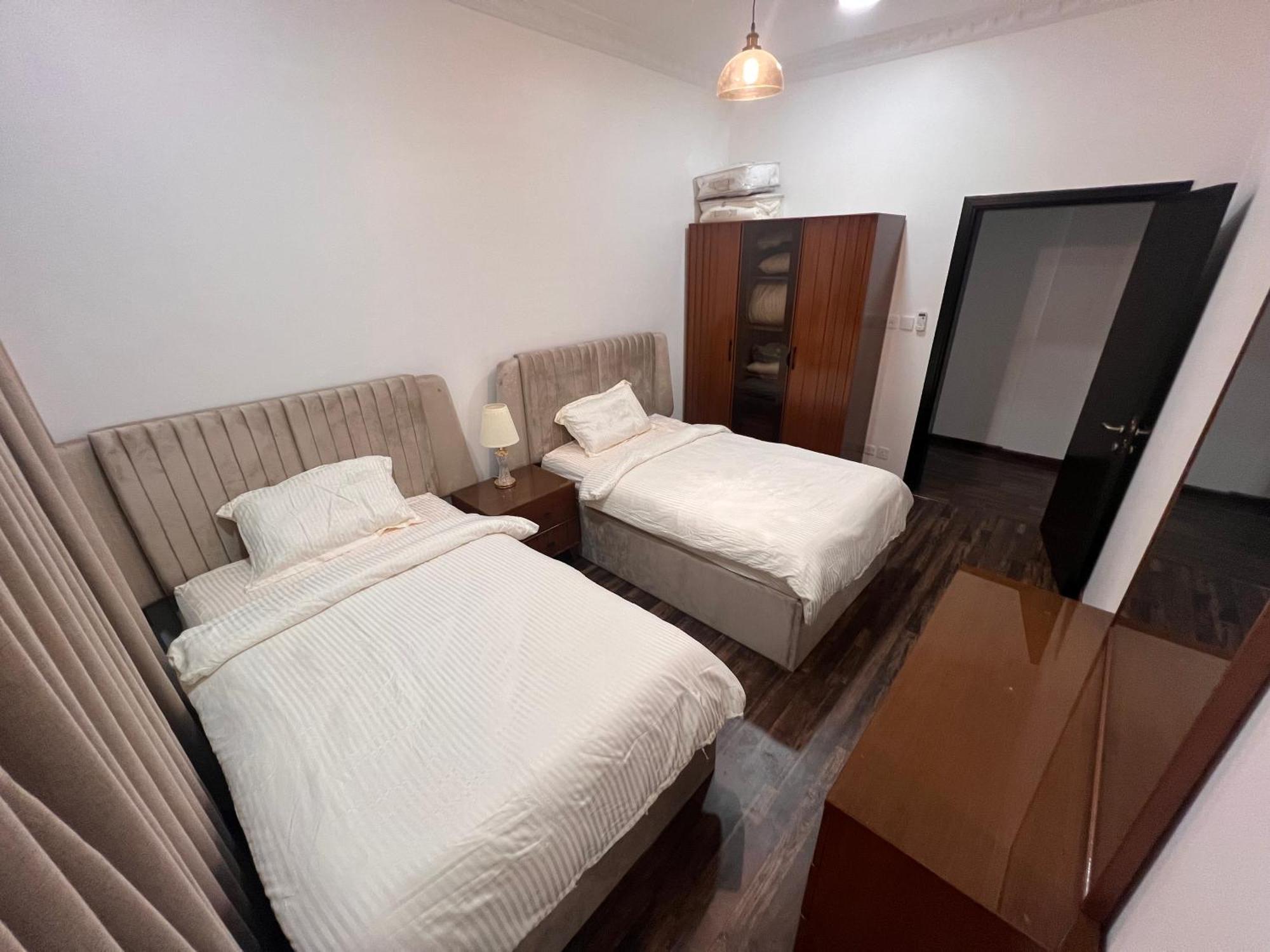 Ban Luxury Apartment Al Khobar